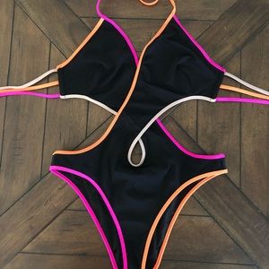 Victoria’s Secret Twist One Piece